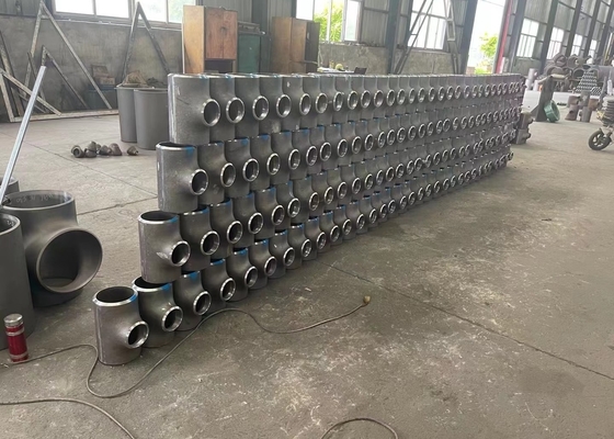 Asme B16.9 Astm 234 Wpb που μειώνουν τη συγκόλληση άκρης συναρμολογήσεων γραμμάτων Τ Wp304/L 316/L S2205 S32750