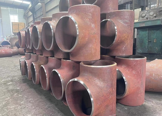 ASME B16.9 Μπλουζάκι μείωσης ανθρακούχου χάλυβα Sch40 ASTM A234 Wpb Butt Weld Tee